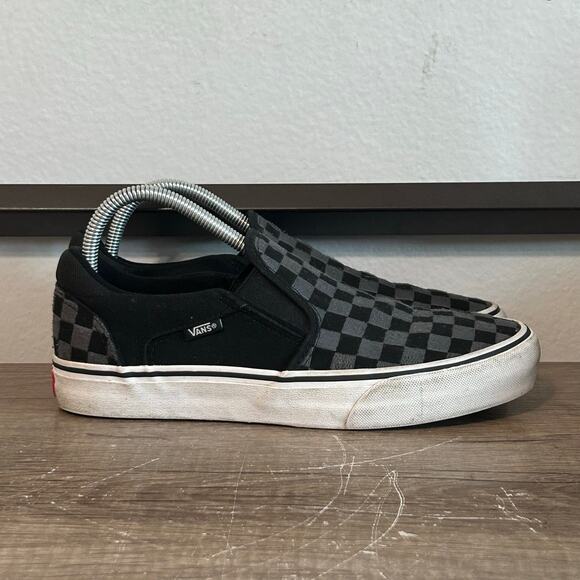 Vans Classic Slip-On Men’s Athletic Skate Shoes Suze 8 Black/Checker Pattern - Picture 3 of 8